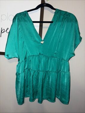 entro Teal V-Neck Tiered Tunic